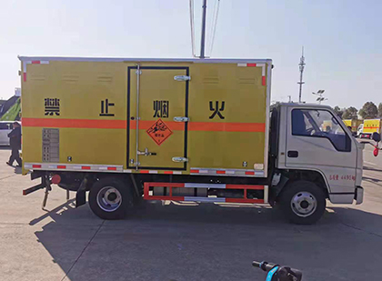 泾县爆破器材运输车